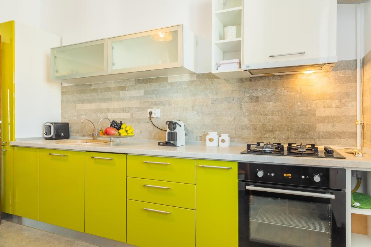 Lovely Apartment With City View Bucarest Exterior foto