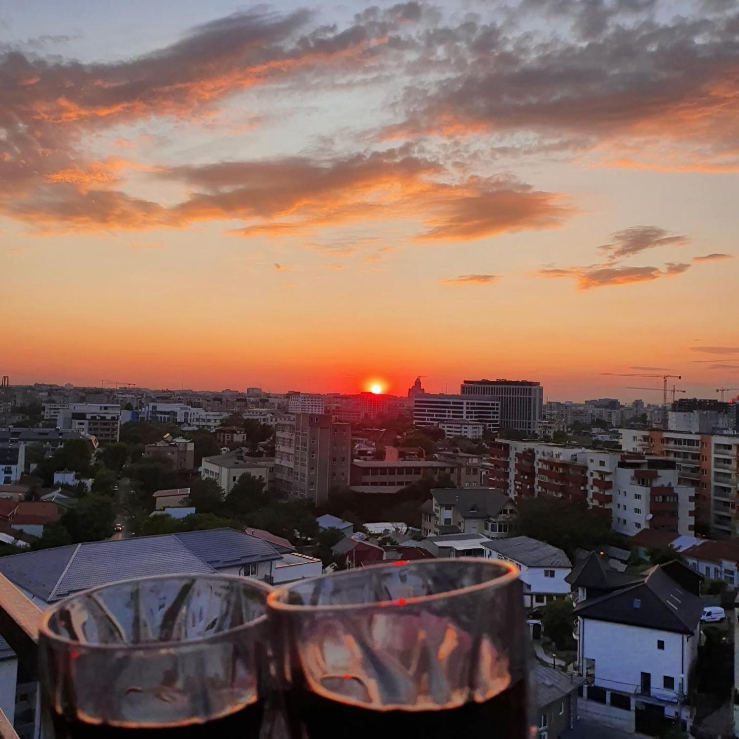 Lovely Apartment With City View Bucarest Exterior foto